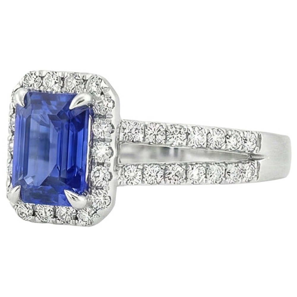 natural emerald sapphire 5ct ring profile view