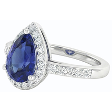 natural round sapphire 3ct ring top view