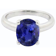 White Gold Solitaire Oval Shaped Ceylon Sapphire Ring 1.50 Carats
