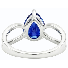 White Gold Solitaire Ring Ceylon Sapphire 2.50 Carats Split Shank
