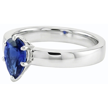 natural pear sapphire 1ct ring top view