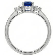 natural round sapphire 4.50ct ring on white background