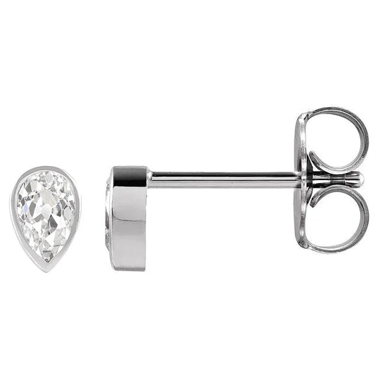 Brilliant Diamond Stud Earrings 2 ct – front view
