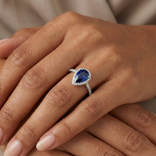 natural round sapphire 3.50ct ring with diamond accents