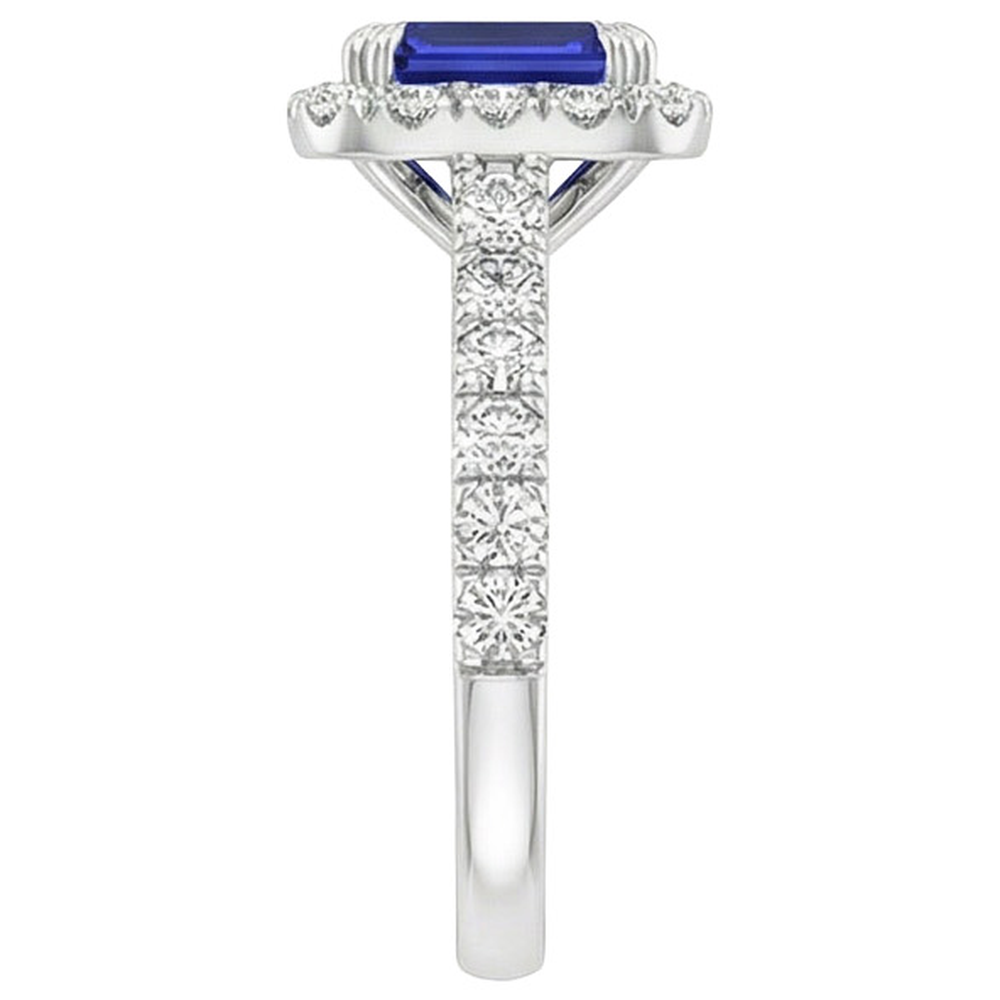 natural emerald sapphire 5ct ring on white background