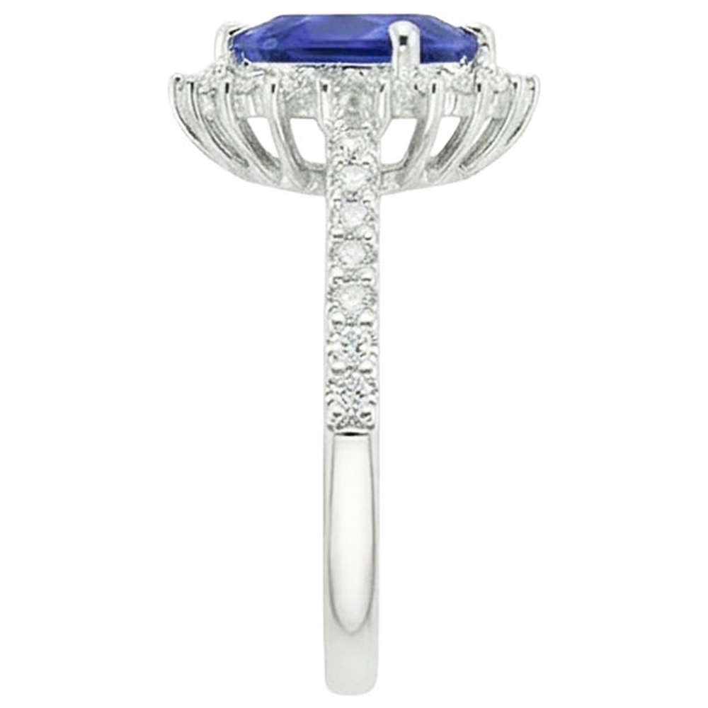 natural round sapphire 5ct ring on white background