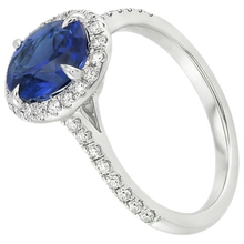 natural round sapphire 3.25ct ring top view