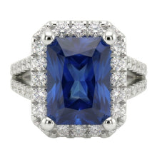 natural round sapphire 3.50ct ring close up detail