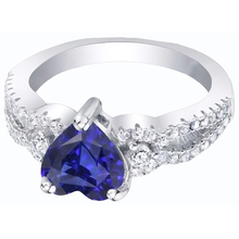 natural round sapphire 3ct ring top view