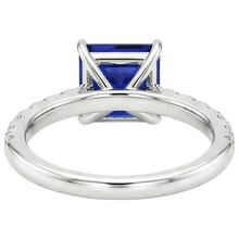 Women Solitaire Accent Ring Blue Sapphire and Natural Earth Mined Diamond 5.5 Carat