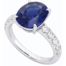 natural round sapphire 5.50ct ring front view