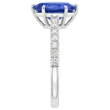 natural round sapphire 5ct ring on white background