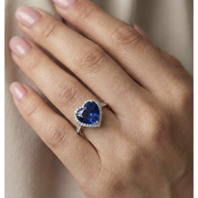 Women Heart Gemstone Ceylon Sapphire Ring 6 Carats Twisted Style