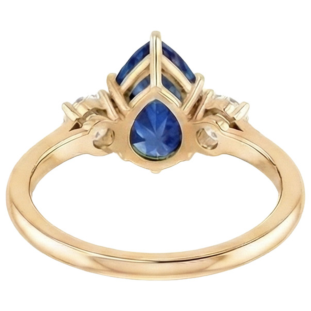 natural round sapphire 6.20ct ring on white background