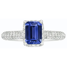 natural emerald sapphire 3.50ct ring on white background