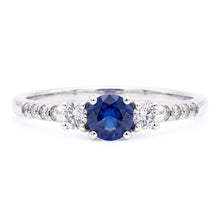Women's Natural Earth Mined Diamond Ring 1.50 Carats 3 Stone Style Blue Sapphire Round Cut
