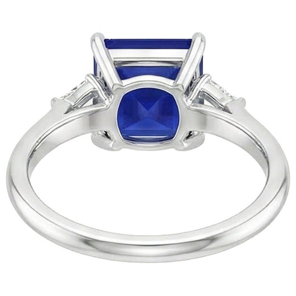 natural round sapphire 5.25ct ring top view