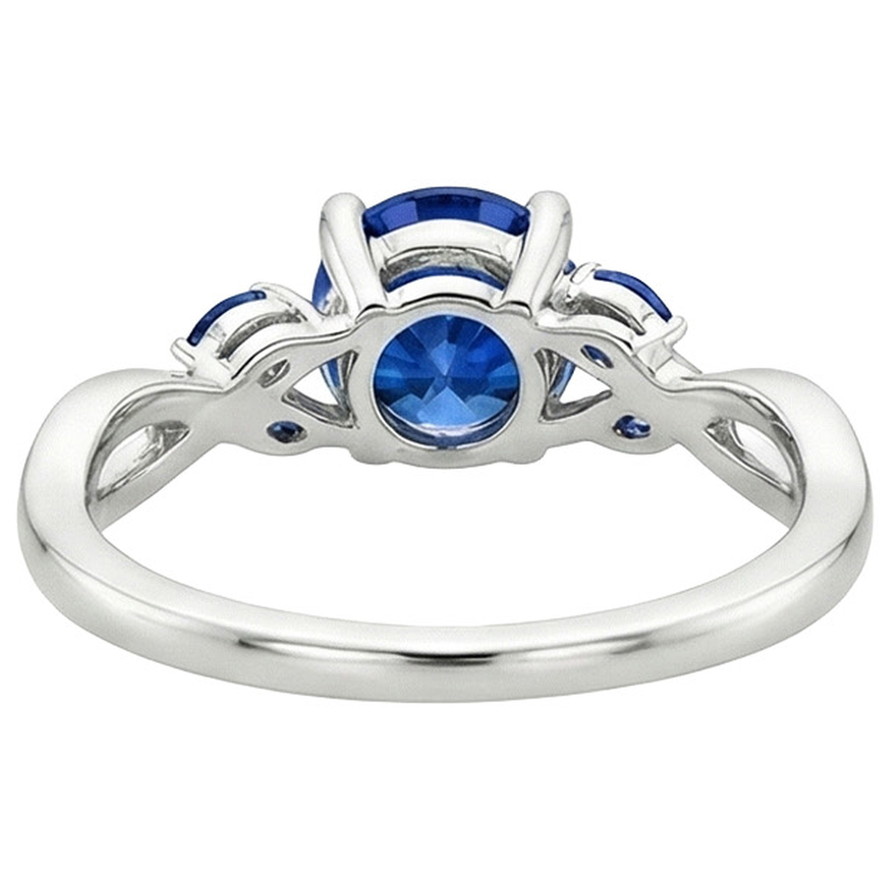 natural round sapphire 2.50ct ring on white background
