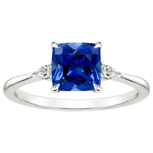 natural cushion sapphire 2.50ct ring top view