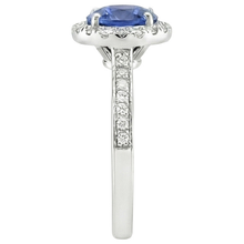 natural round sapphire 2.50ct ring top view