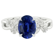natural round sapphire 3.50ct ring on white background