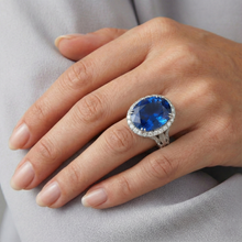 IGI CERTIFIED Womens 8 Carat Halo Sapphire Engagement Ring