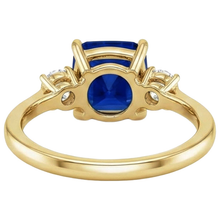 natural round sapphire 2.50ct ring close up detail