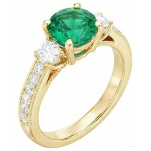 Genuine Fine Emerald Gemstone Ring 2 ct 14K Yellow Gold – profile view