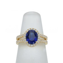 natural round sapphire 7ct ring on white background