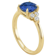 natural round sapphire 2.50ct ring top view