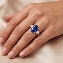 Yellow Gold Oval Blue Sapphire & Pear Natural Earth Mined Diamond 3 Stone Ring 5.25 Carats