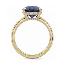 Yellow Gold Solitaire Oval Blue Sapphire Ring With Accents 4 Carats