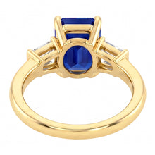 Yellow Gold Three Stone Ring Emerald Blue Sapphire 2.50 Carats