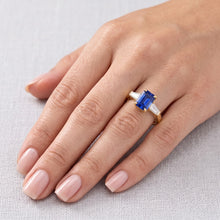 Yellow Gold Three Stone Ring Emerald Blue Sapphire 2.50 Carats
