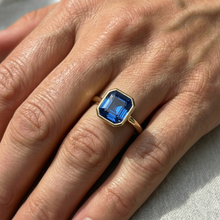 Yellow Gold Solitaire Bezel Set Ceylon Sapphire Ring 5 Carats