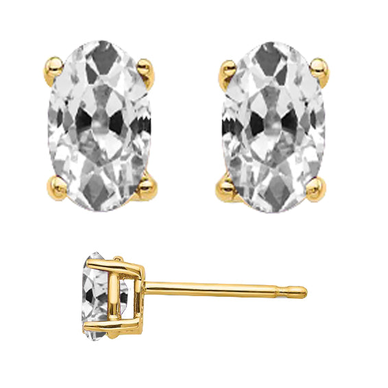 Antique Cushion Diamond ring in 14K Yellow Gold – main view