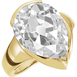 14 Karat Yellow Gold Solitaire Engagement Ring with Brilliant