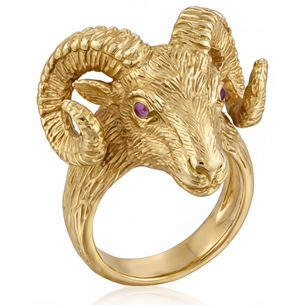 Round Cut Amethyst ring in 14 Karat Yellow Gold – front view