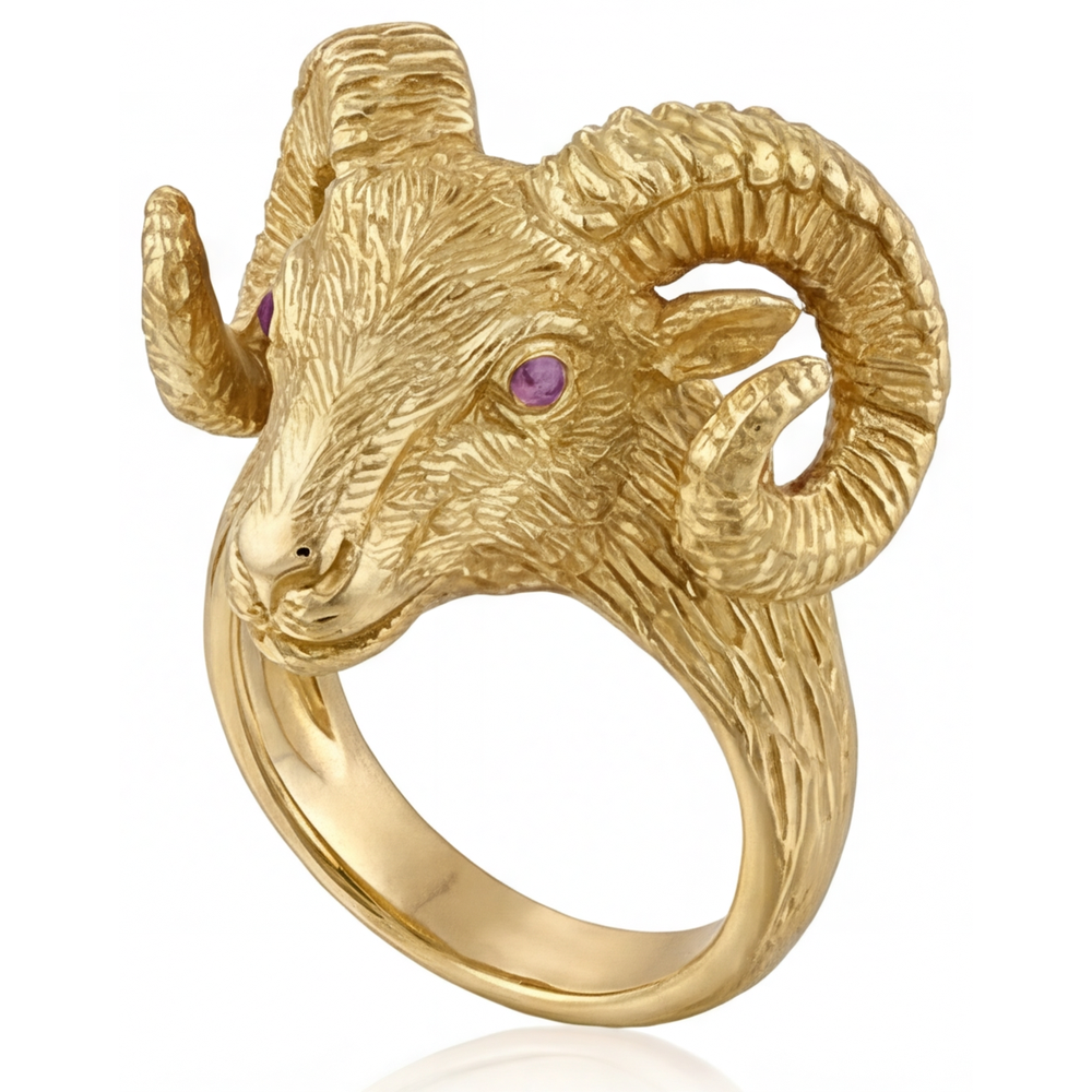 Exquisite Gemstone Ring 0.10 ct – side view