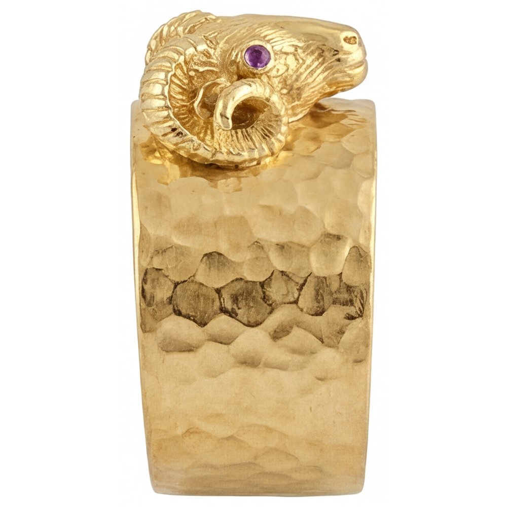 Natural Amethyst Mens Ring 0.05 ct 14K Yellow Gold – profile view