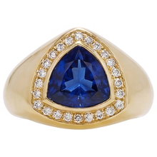 Trilliant Blue Sapphire ring in 14K Yellow Gold – main view