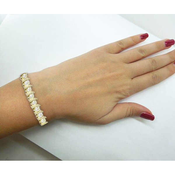 Designer Jewelry 14K Yellow Gold with Diamond – side view