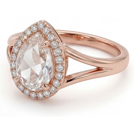 Pear Shape Brilliant Diamond ring in 14K Rose Gold – front view