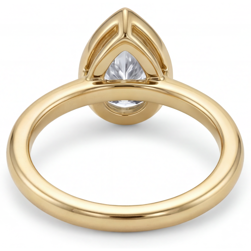 Authentic Brilliant Diamond Solitaire Engagement Ring 1.50 ct 14K Yellow Gold – profile view
