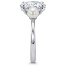 Oval Brilliant Diamond ring in 14K White Gold – top view