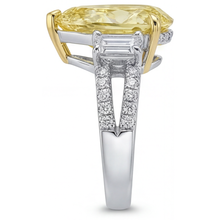 Canary Yellow Diamond 3-Stone Ring 4-ct 14 Karat Two Tone Gold – angle view