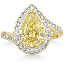 Bespoke Halo Engagement Ring 2 ct – main view