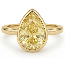 Proposal Ring 14 Karat Yellow Gold with Canary Yellow Diamond – main view