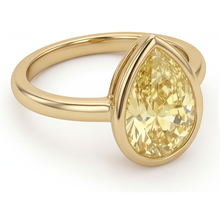 Luxury Proposal Ring 2 ct – profile view