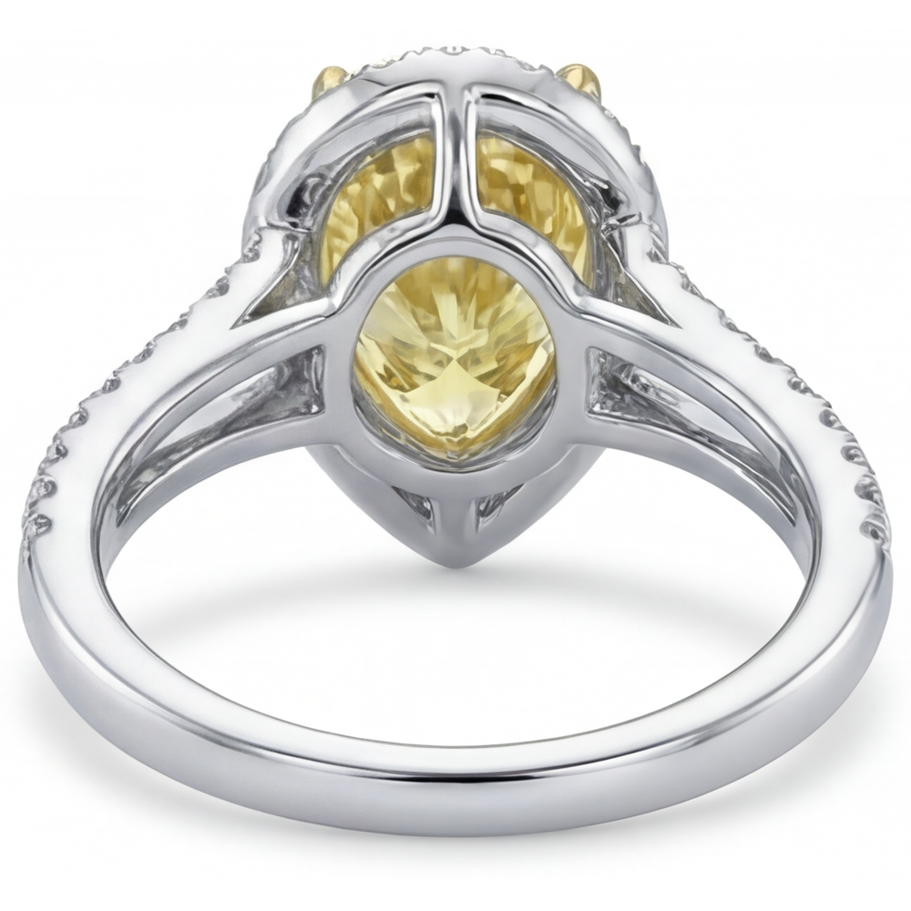 Shimmering Statement Ring 1.25 ct – profile view